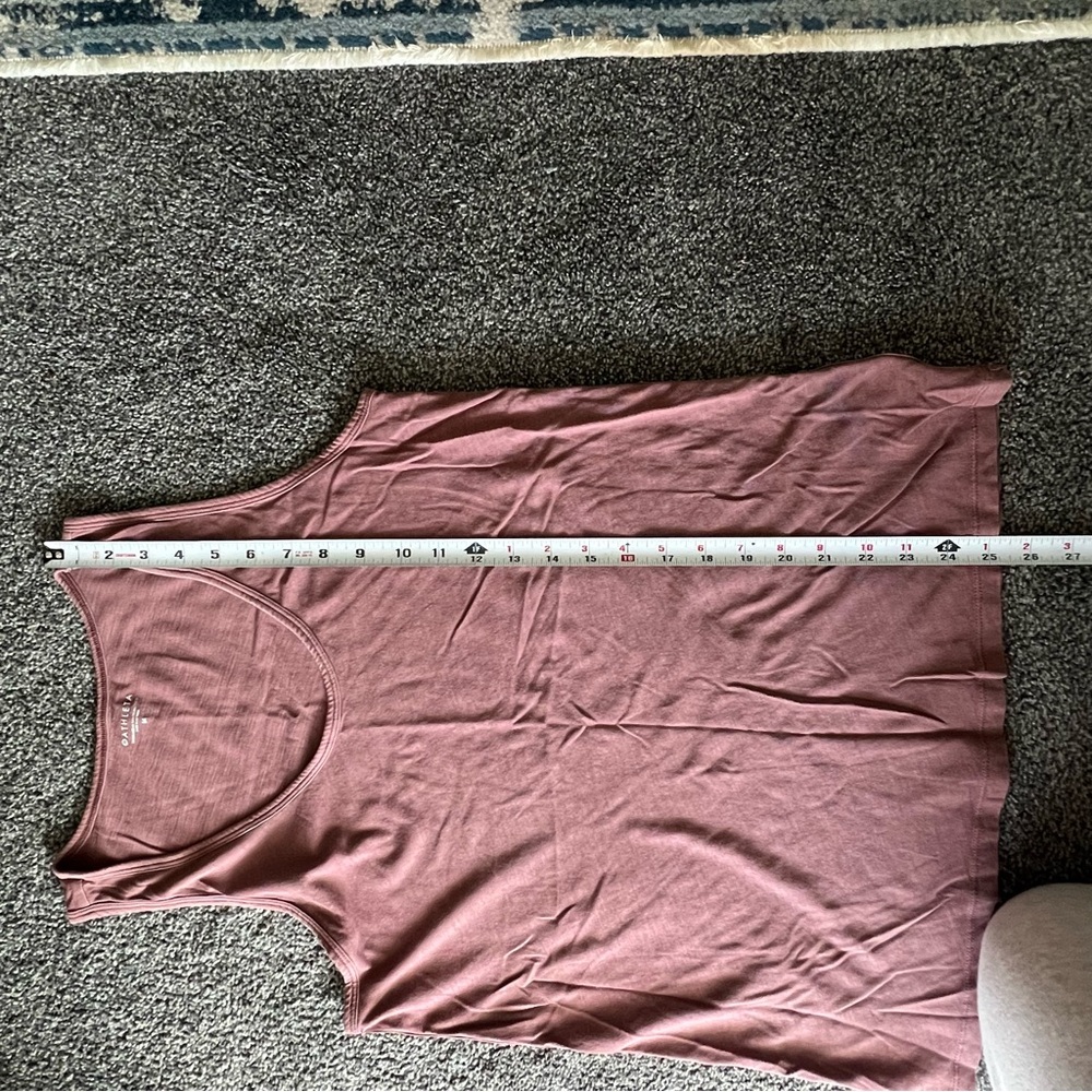 Athleta Scoop Neck Tank - Picture 8 of 8